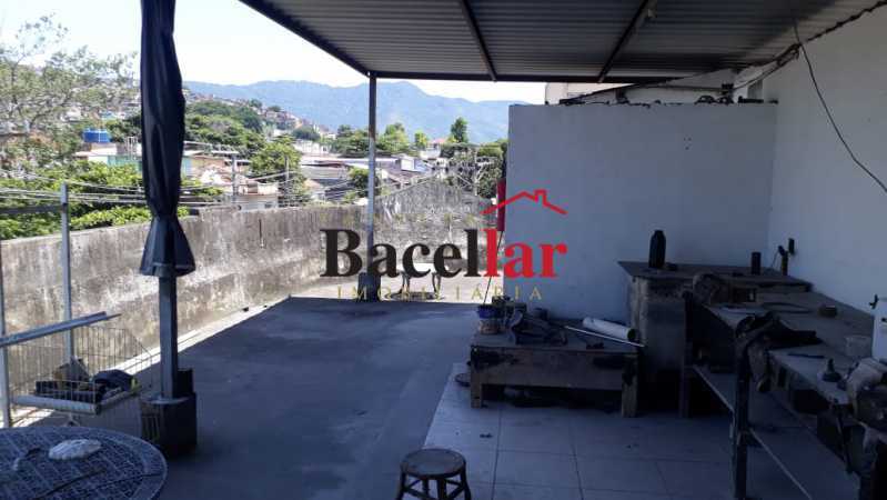  20   Terraço de 67m² - 17