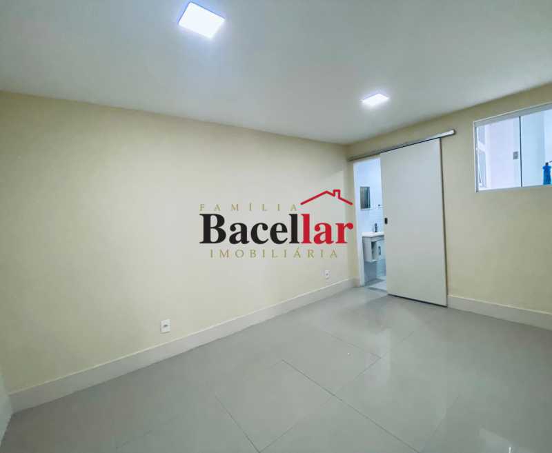 13 QUARTO SUÍTE 2. - 13