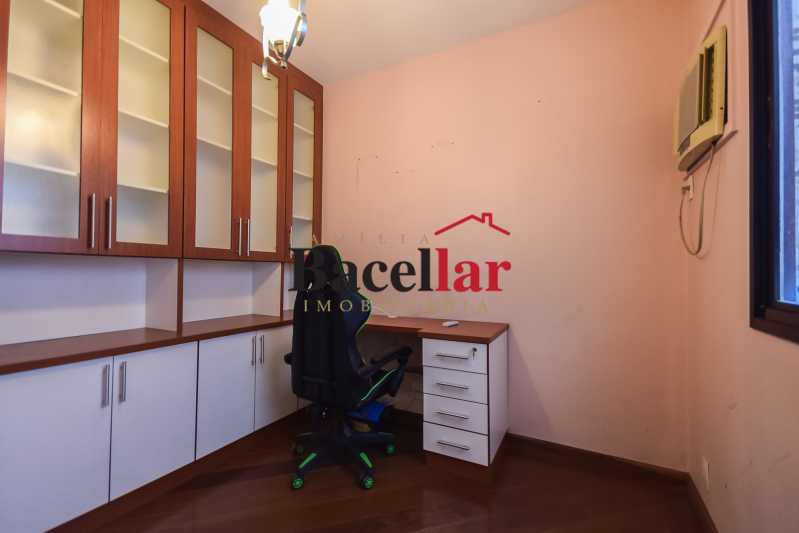 17-Quarto - 17