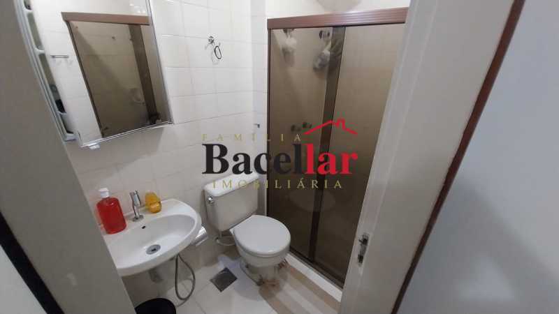 14-banheiro-suite - 16