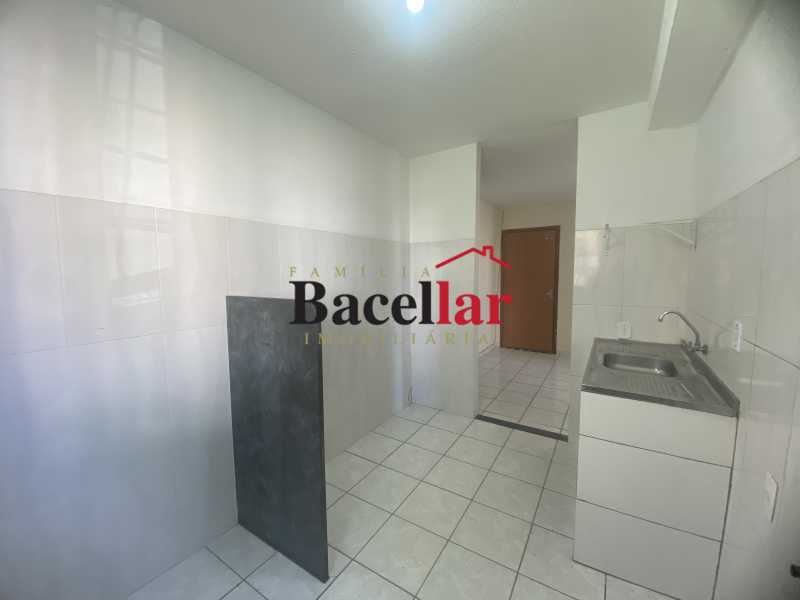 D942166E-BF56-45DE-86FF-EE04FE - 12
