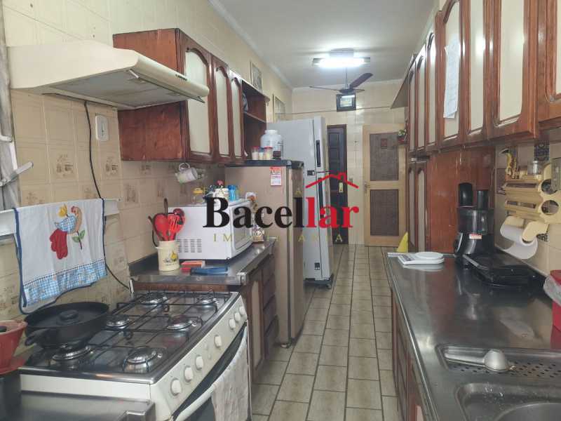 0ec392cc-9ba3-4a04-9e25-e7dc91 - 11