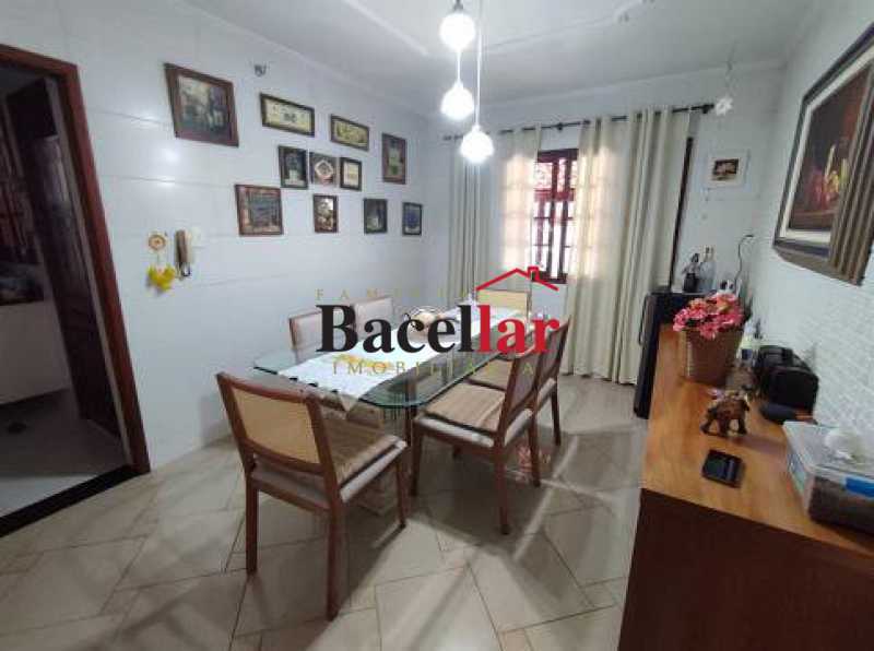 casa-com-4-quartos-a-venda-300 - 14