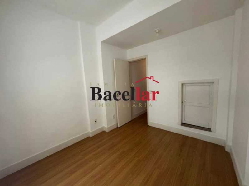 cb4e7137-5edb-4002-8983-c90ea2 - 28