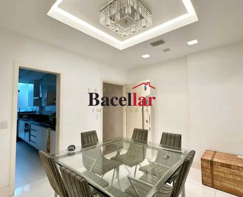 de162ec8-fa85-40ac-bc1a-3fe0eb - 6