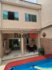 Ótima localização - CASA DE VILA COM QUINTAL - MECV30033