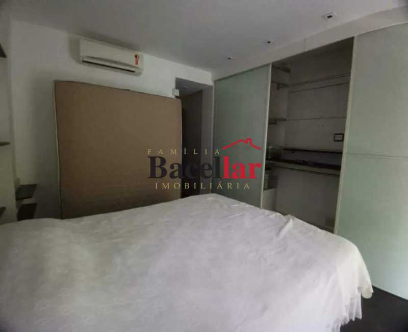 78b78394-5518-4da6-a65b-a6f5ad - 21