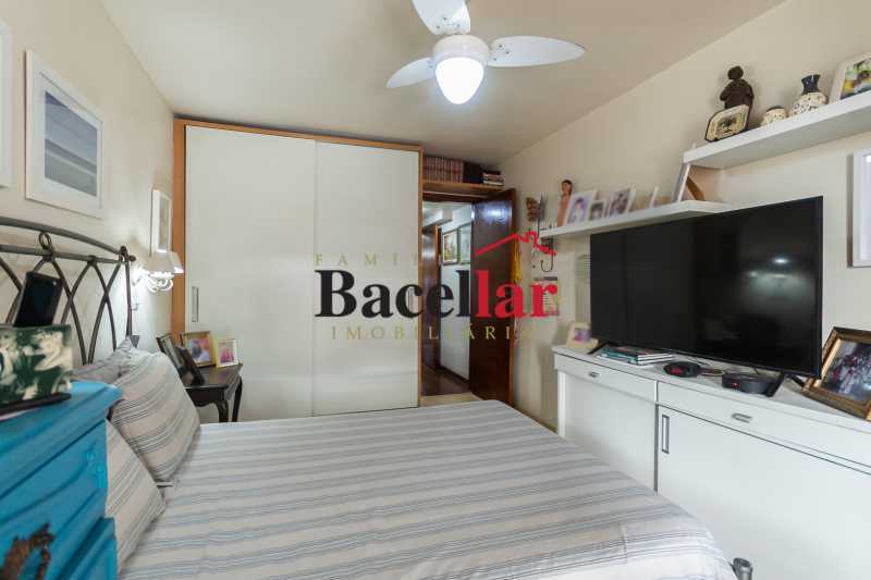 _Quarto  - 10