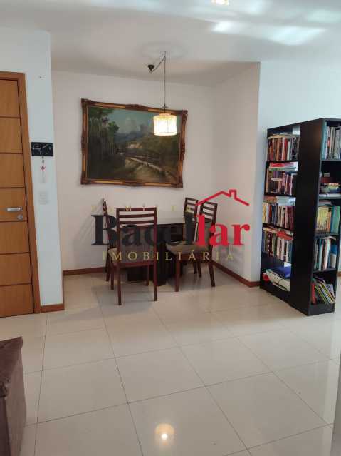 WhatsApp Image 2025-02-17 at 1 - 11