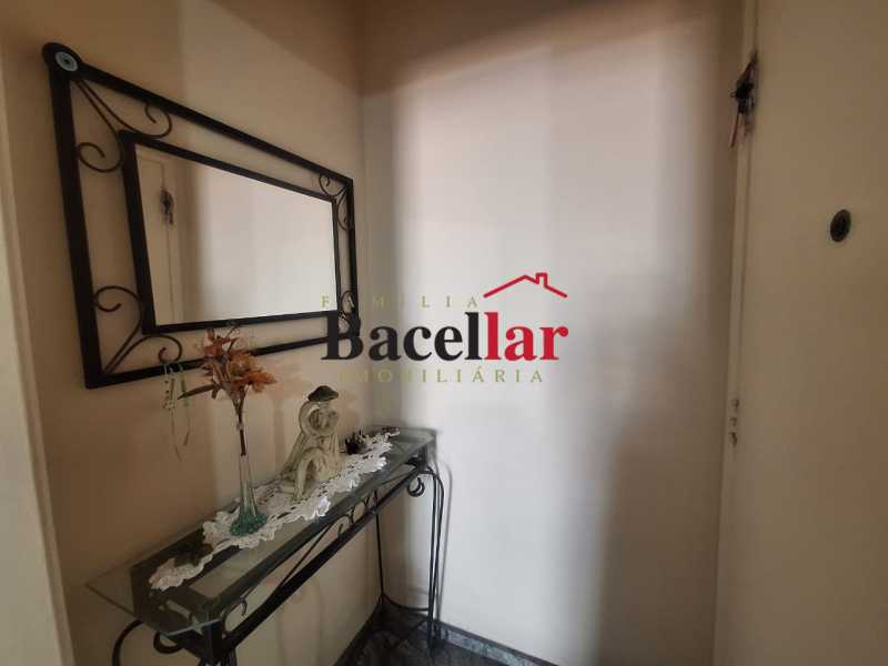 04fb3790-3bed-4d2c-abbe-8e2474 - 4