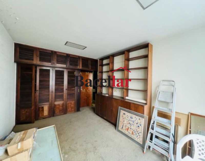 8d763739-db4d-4def-9909-cf3955 - 22
