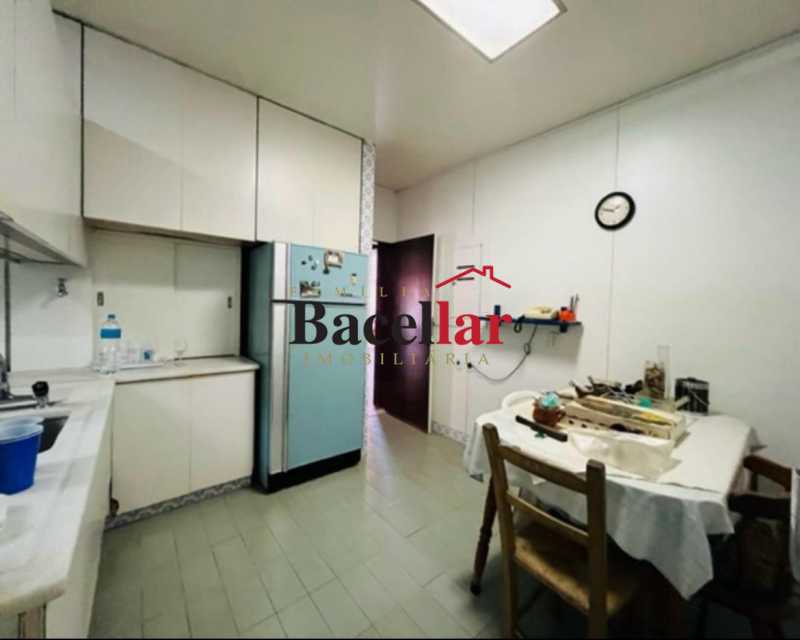 8eab13d3-6ca4-43ef-bcd9-42cb5a - 10