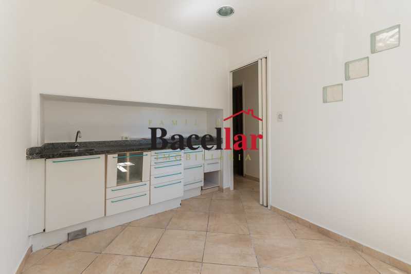 4_Sala 2 4 - 12