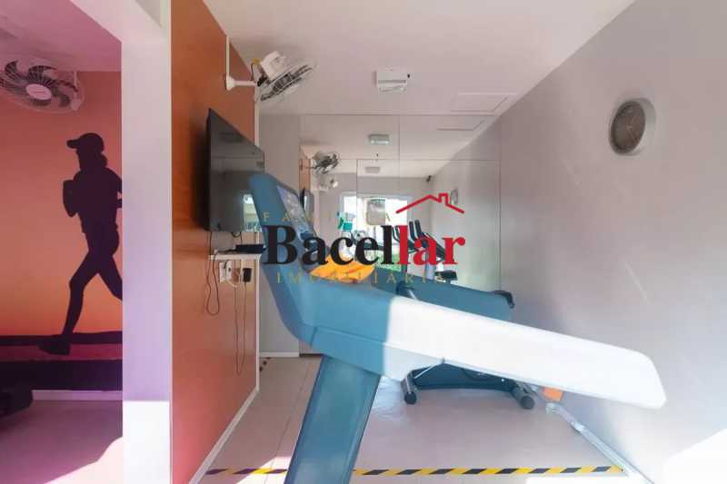 1740493952627 - 8