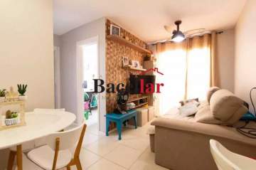 Aprtamento 2 Qts com suite - MEAP20617