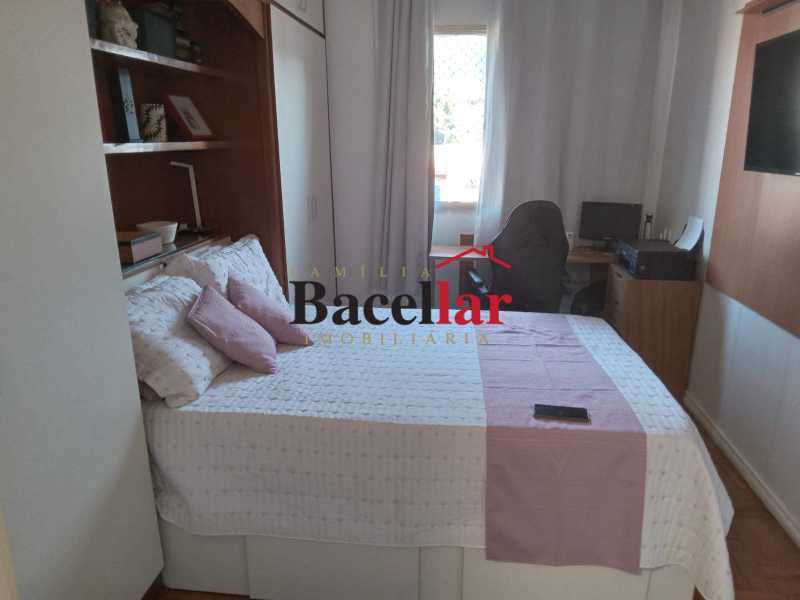 Quarto casal. - 23