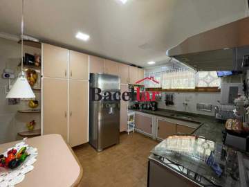 Ótima localização - CASA EM CONDOMINIO FECHADO NA TAQUARA - MECN40005