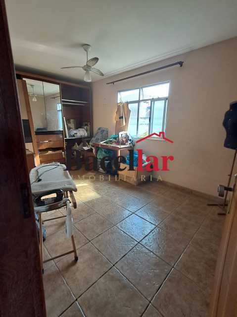 ea66d903-9649-4e3e-9f73-52457f - 23