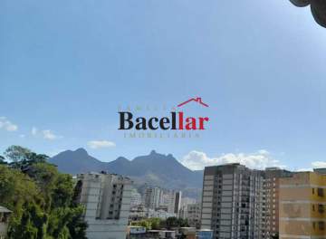 Imperdível - Sala e Quarto, 1 vaga de garagem .Porteiro e Segurança 24horas.Tijuca - TIAP11736