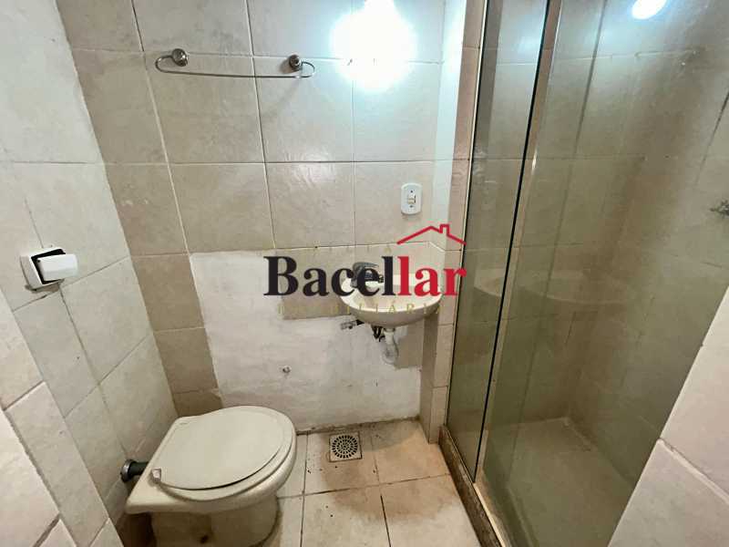 dd90ad30-5e3a-4acf-8b8a-fafdb5 - 24