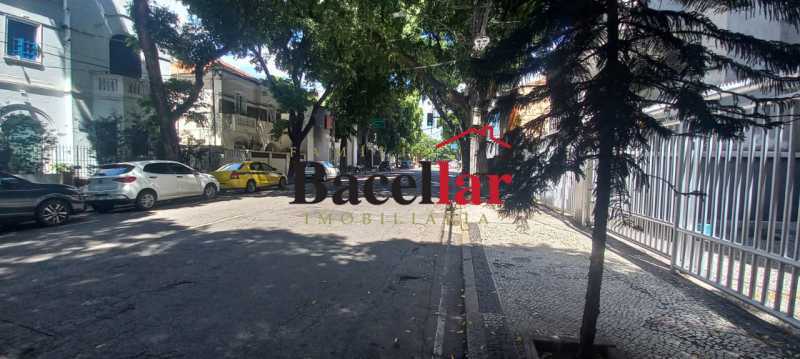 4d6ddc75-ff70-4fd2-863f-bcb689 - 1