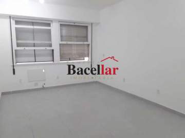 Sala Comercial 26m² à venda Rio de Janeiro,RJ - R$ 175.000 - MESL00041
