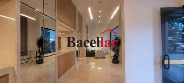 Apartamento com vista parcial do mar - Oportunidade! - MEAP30260