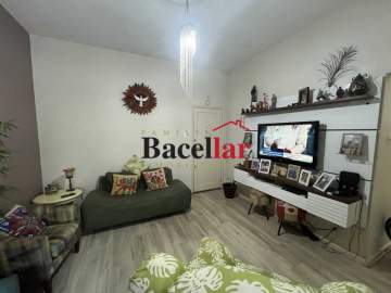 Apartamento 2 quartos ,próximo ao metrô Saens Pena - TIAP27282