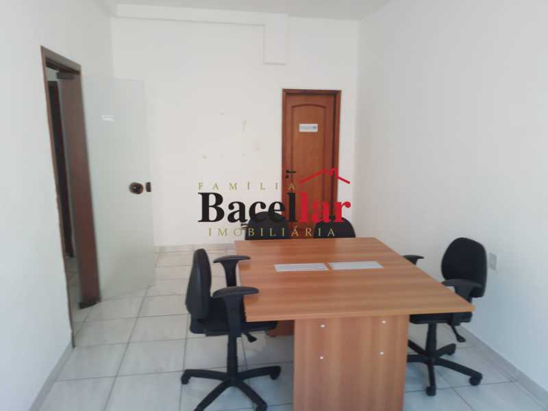 WhatsApp Image 2025-04-01 at 1 - 6