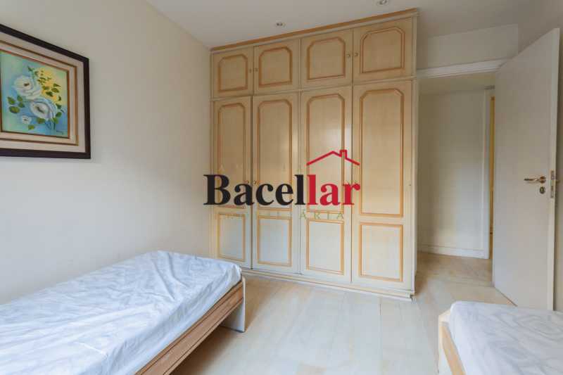 8_Quarto 1 4 - 18