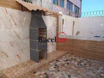 APARTAMENTO 2 QUARTOS COM VAGA - TIAP27297