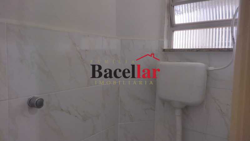 Banheiro de Serviço 01 - 11
