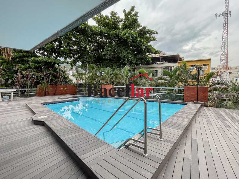 1 PISCINA - 1