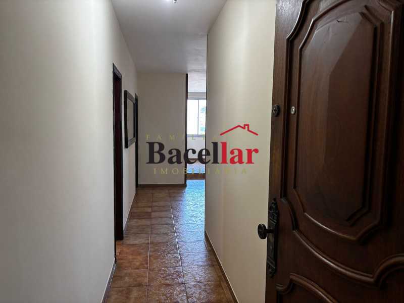 SALA V. - 7
