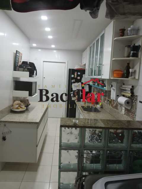 WhatsApp Image 2025-04-24 at 1 - 6