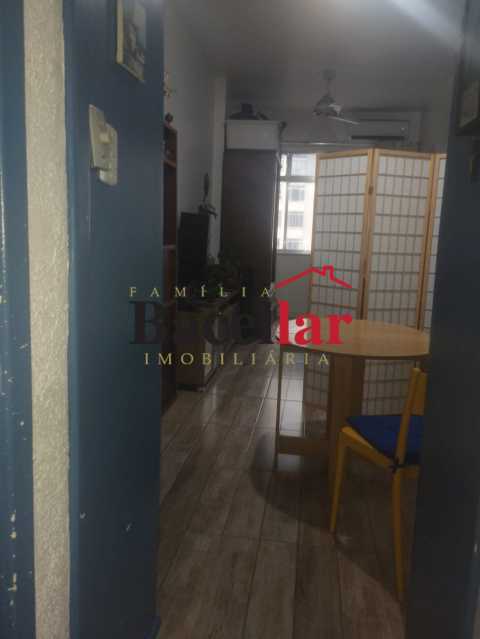 c0333825-e437-4239-8e0b-a933b9 - 27