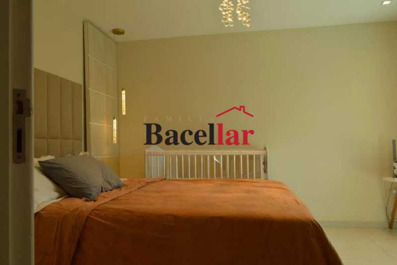 Quarto Casal - 8