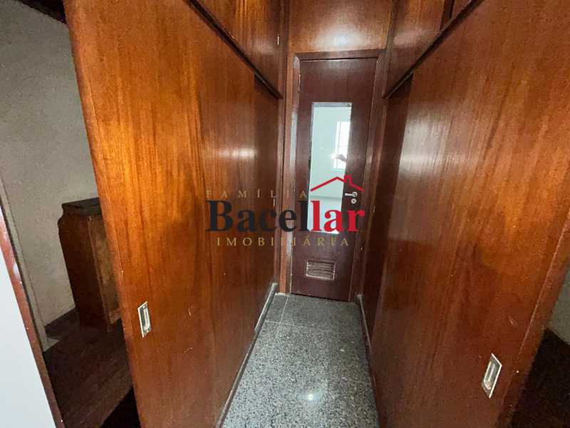 9f76edeb-58a5-4c24-baa4-851f09 - 14