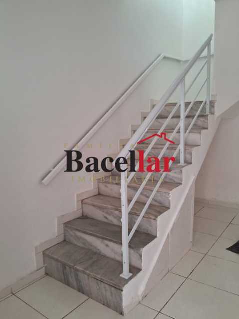 f981dff7-58a4-421d-8cf5-2aee75 - 21