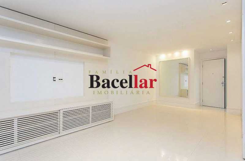 6827b959-baec-47b3-894d-1fcc36 - 5