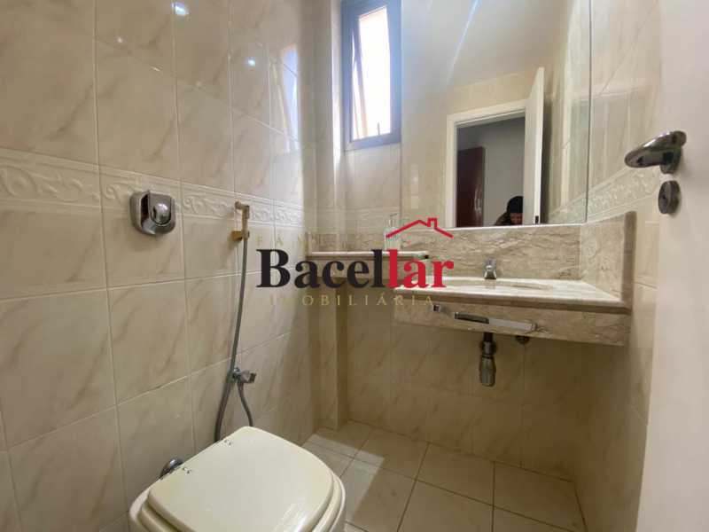20ed7572-3275-4e15-a6c8-99f669 - 9