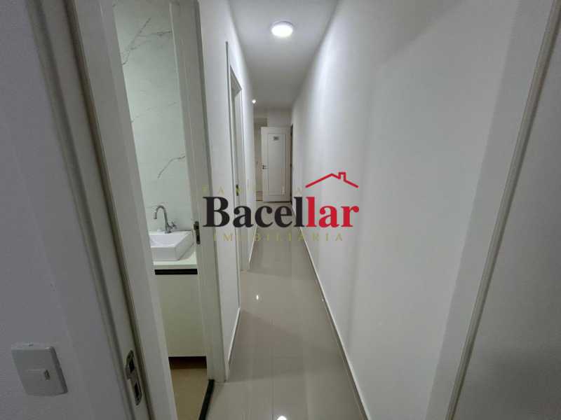 2ed22100-02b1-4e29-bda3-88617a - 7