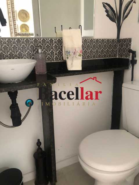 89b81147-de22-4ad8-9329-27b0b4 - 15
