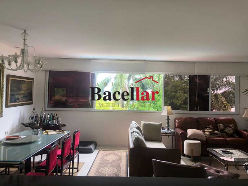 ba76ad21-683e-4f67-8b38-582165 - 18