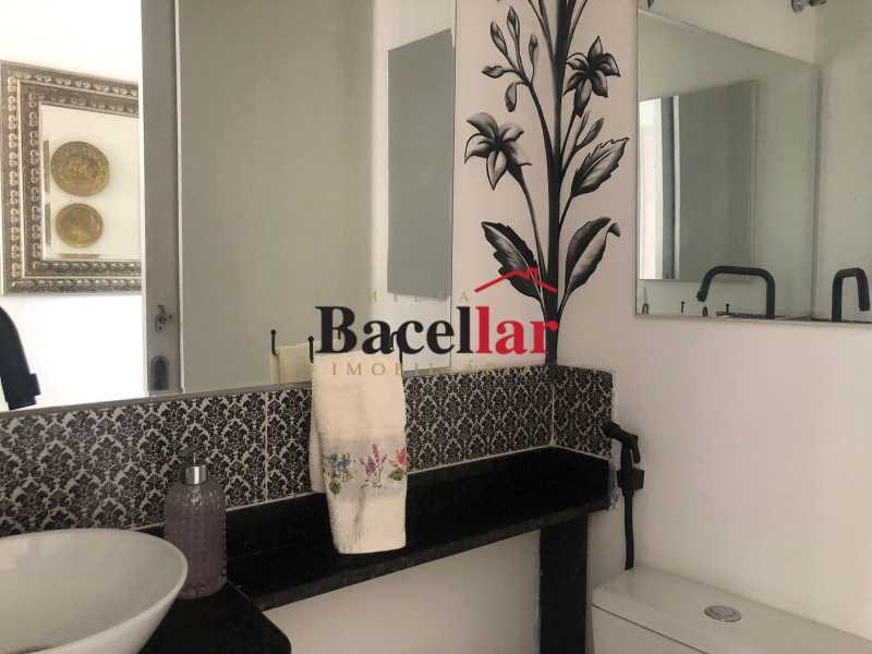 be5ce9df-0fa8-437e-9de1-b470af - 24
