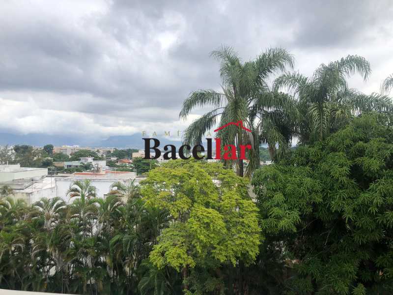 cd87a7e8-16ce-4cab-8c50-1894a1 - 21