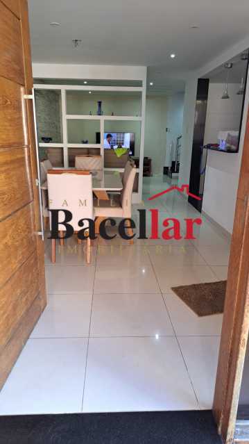WhatsApp Image 2025-05-26 at 1 - 6