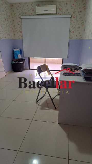 WhatsApp Image 2025-05-26 at 1 - 17