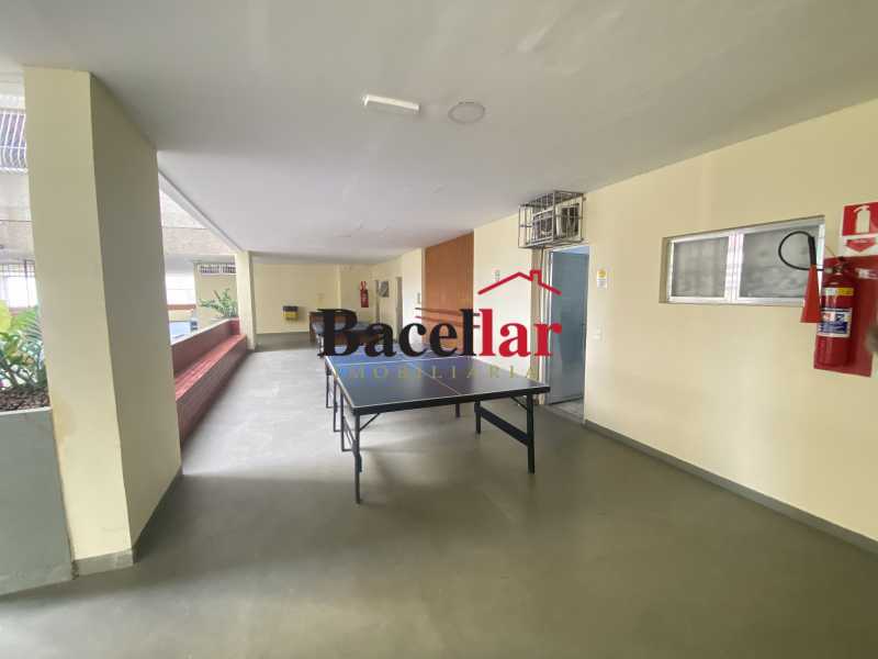 28 SALA DE JOGOS - 28