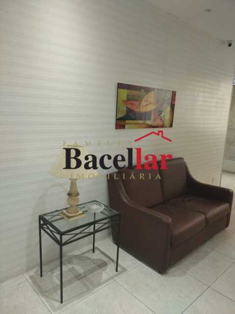 b6e6b984-1a95-4ba1-9744-dfc6ef - 22